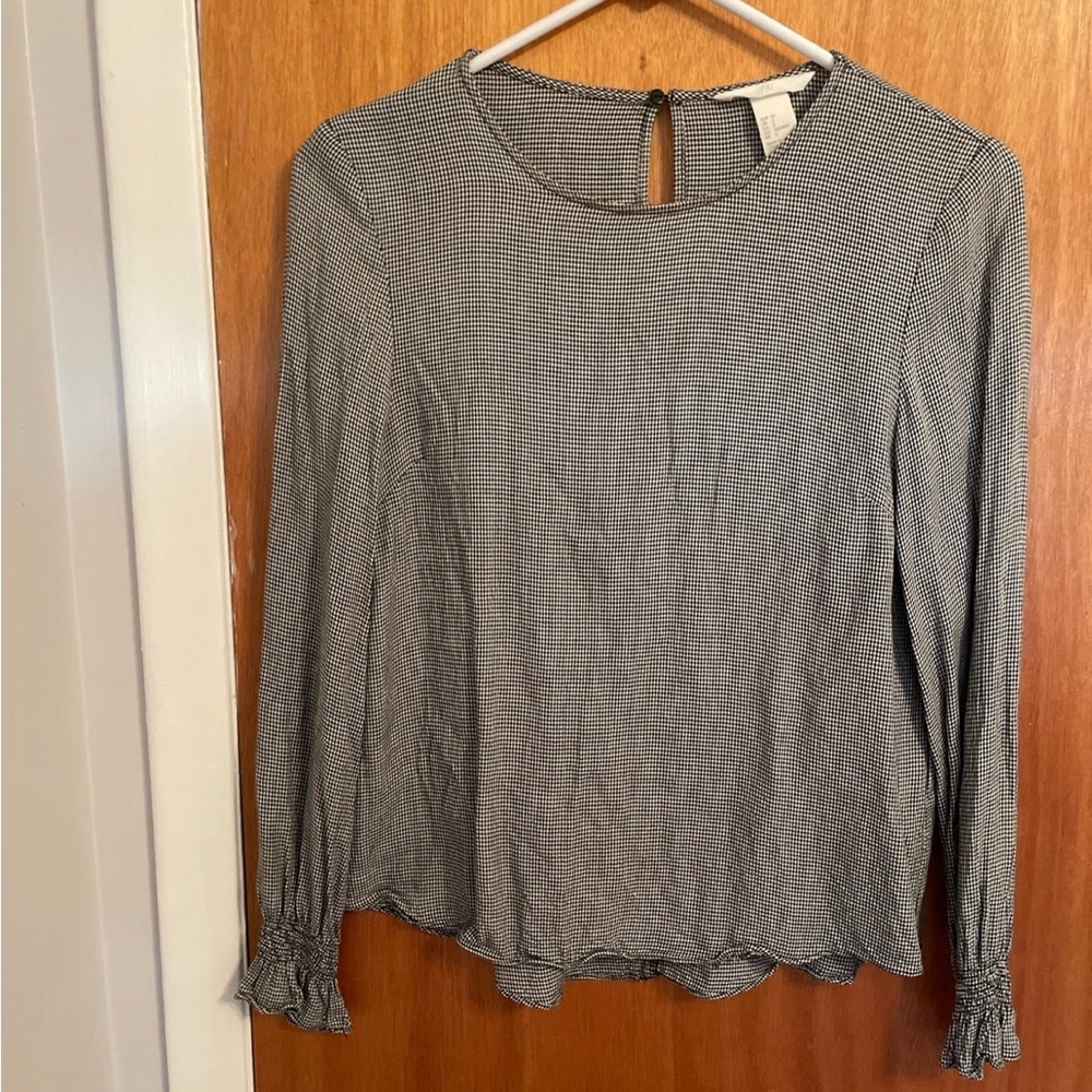 H&M houndstooth top